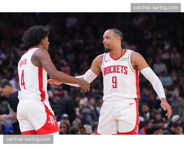 火箭申京表现不稳定成短板 进攻体系薄弱致战绩下滑